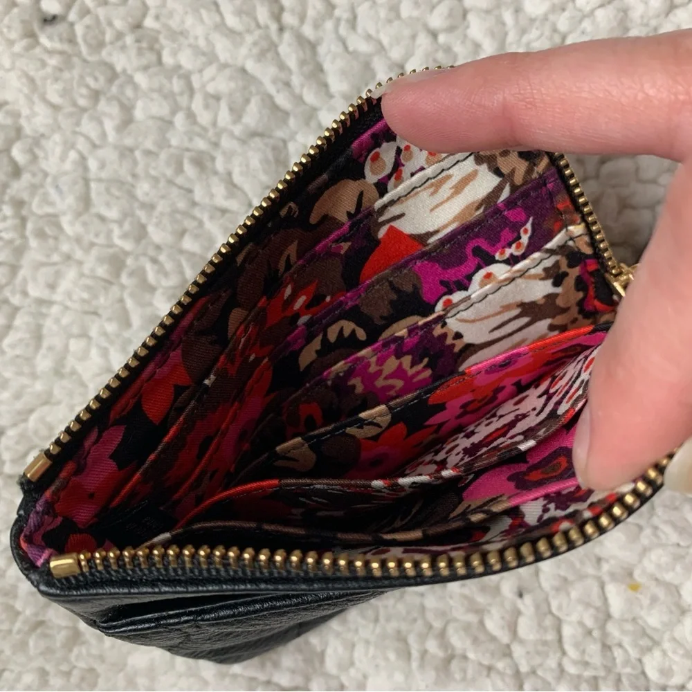 ✨VERA BRADLEY LEATHER COIN PURSE✨ - Picture 4 of 9